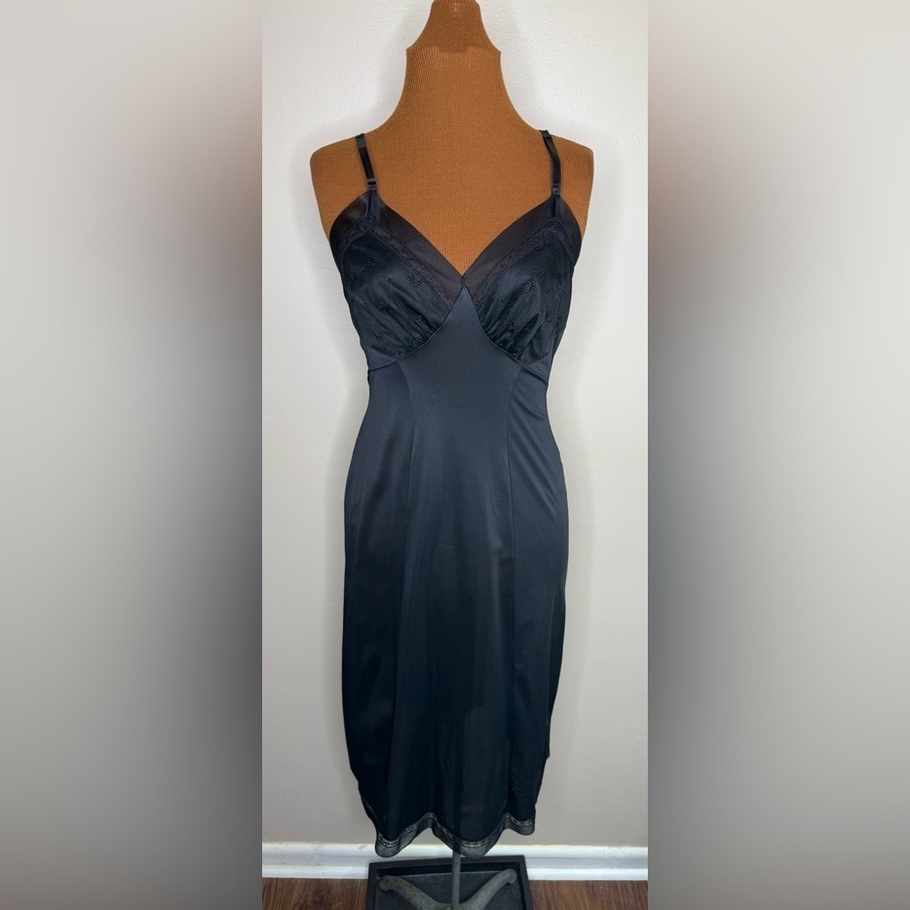Vintage Seamprufe 1950’s Black Satin Chemise Slip Size 32 - Picture 2 of 8